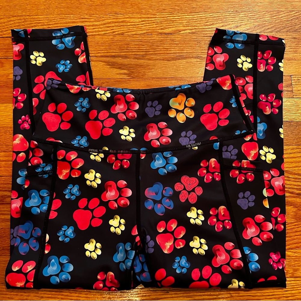 CVG Paws Capri Length Leggings